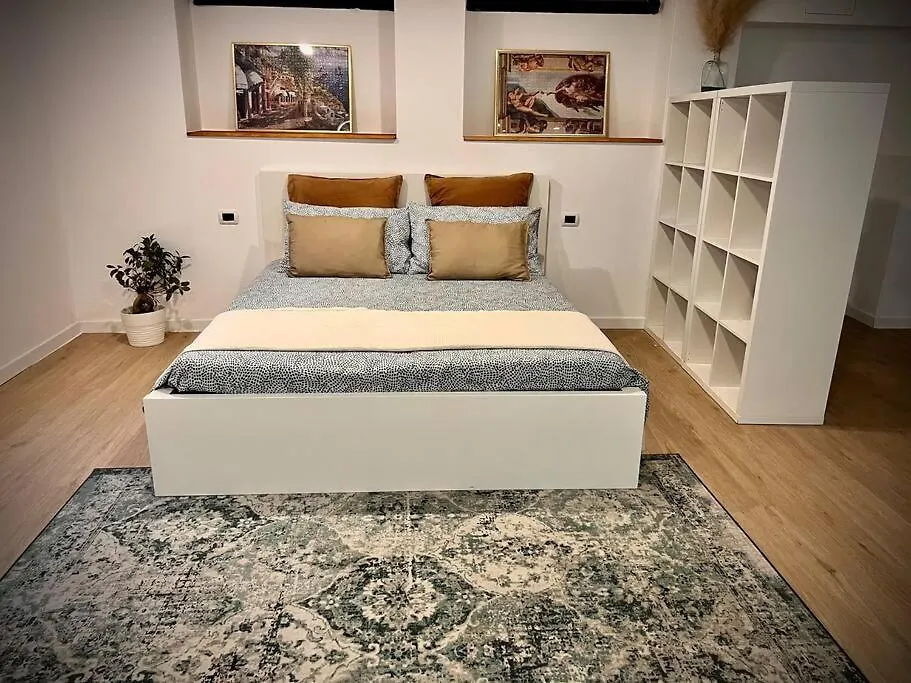 La Perla Apartment Monza 0*,