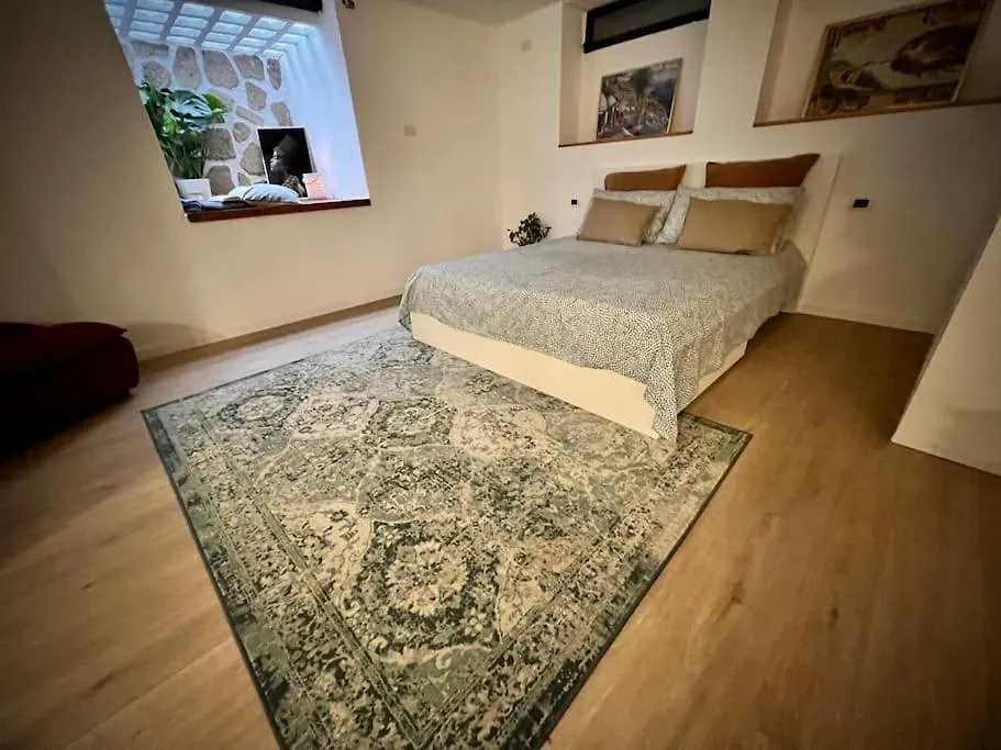 La Perla Daire Monza