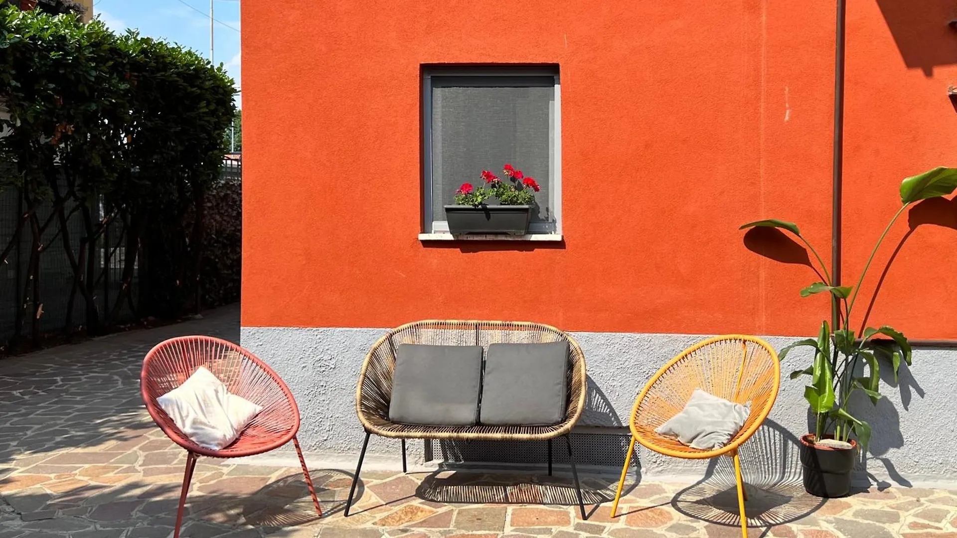 La Perla Daire Monza